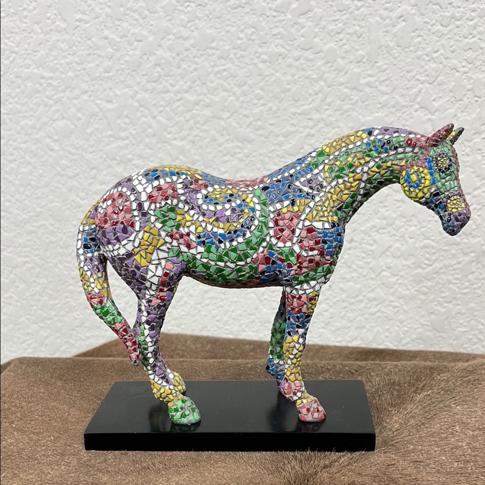 The Trail of Painted Ponies Caballo Brillante 1456 Horse Mosaic Bead Sculpture
